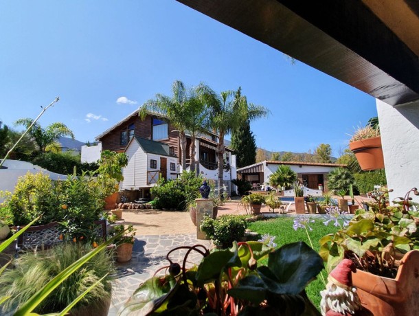 Villa for sale in Alhaurín el Grande, Marbella
