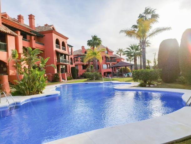 Apartment for sale in Calahonda, Marbella