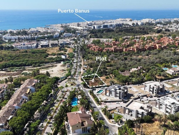 Plot for sale in Puerto Banús, Marbella