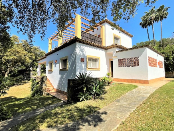 Villa for sale in Sotogrande Alto, Marbella