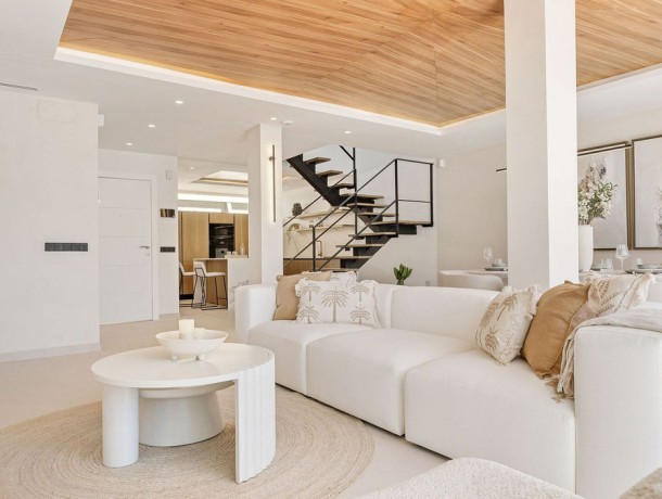 Townhouse for sale in La Quinta, Marbella