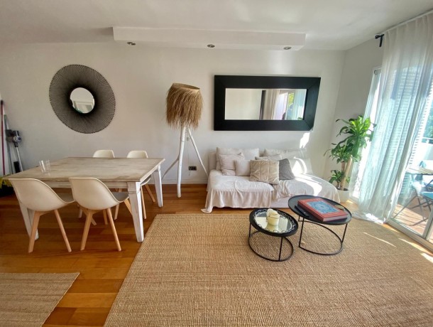 Apartment for sale in Nueva Andalucía, Marbella