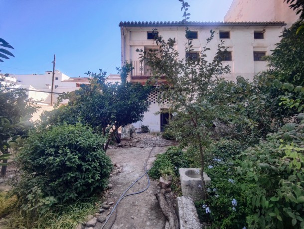 Villa for sale in Antequera, Marbella