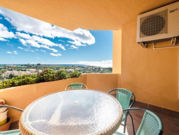 Apartment for sale in Estepona, Marbella