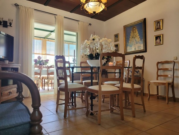 Villa for sale in Estepona, Marbella