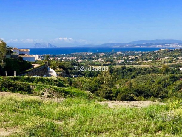 Plot for sale in New Golden Mile, Marbella