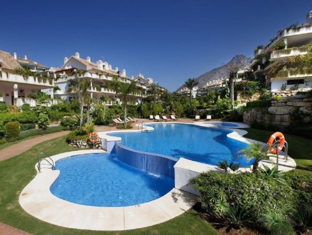 Apartment for sale in The Golden Mile, Marbella