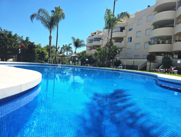 Apartment for sale in The Golden Mile, Marbella
