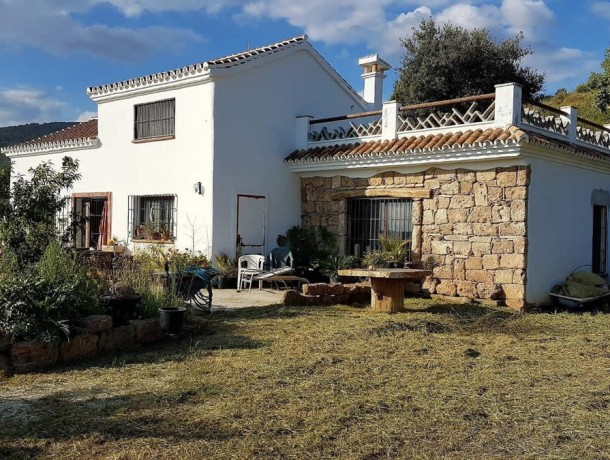 Villa for sale in Coín, Marbella