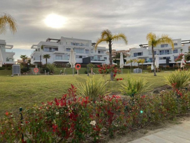 Apartment for sale in Atalaya, Marbella