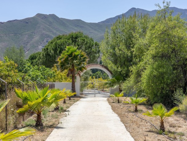 Villa for sale in Alhaurín el Grande, Marbella