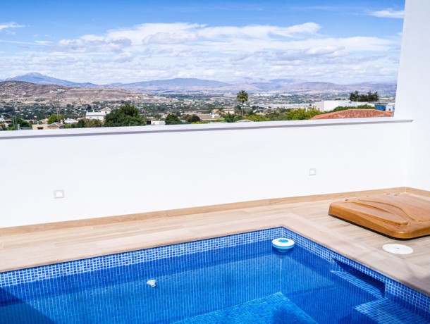 Townhouse for sale in Alhaurín el Grande, Marbella