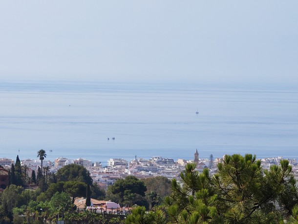 Villa for sale in Estepona, Marbella