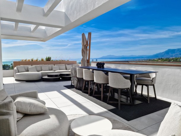 Apartment for sale in Cabopino, Marbella