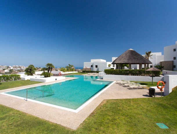 Apartment for sale in Los Flamingos, Marbella
