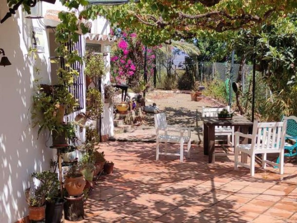 Villa for sale in Alora, Marbella