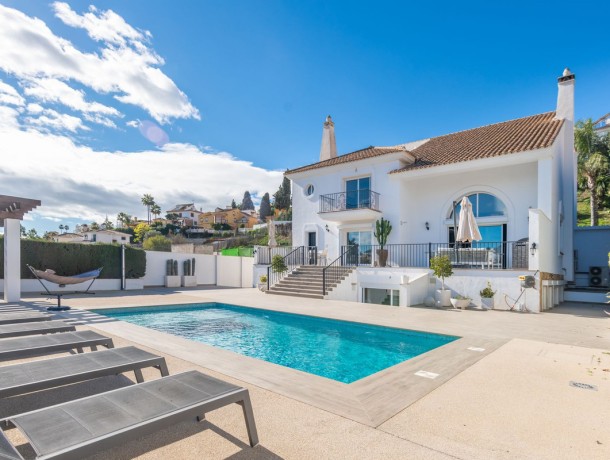 Villa for sale in Mijas, Marbella