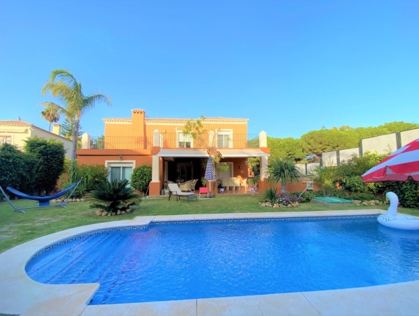 Villa for sale in Guadalmina Alta, Marbella