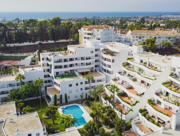 Apartment for sale in Nueva Andalucía, Marbella
