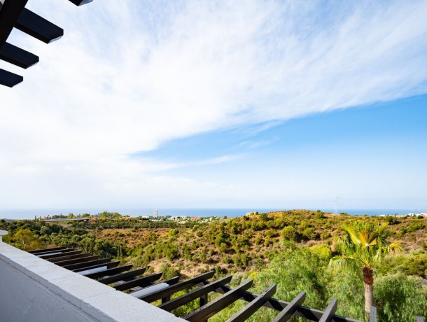 Apartment for sale in Altos de los Monteros, Marbella