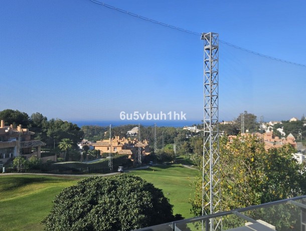 Apartment for sale in Cabopino, Marbella