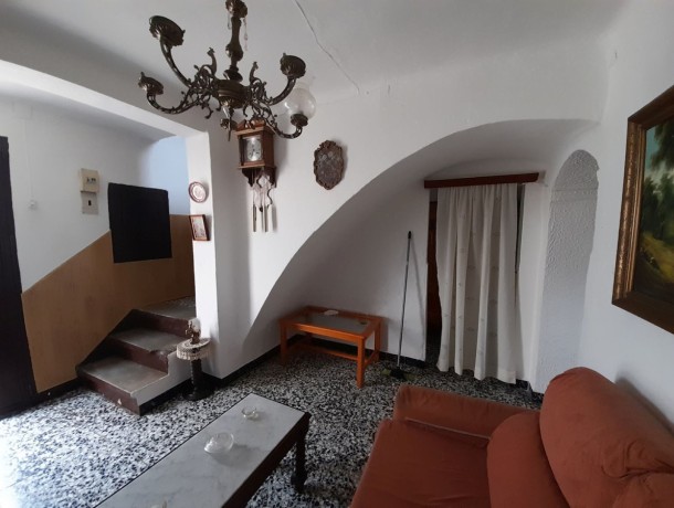 Townhouse for sale in Alora, Marbella