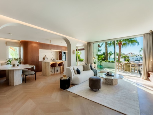 Apartment for sale in Estepona, Marbella