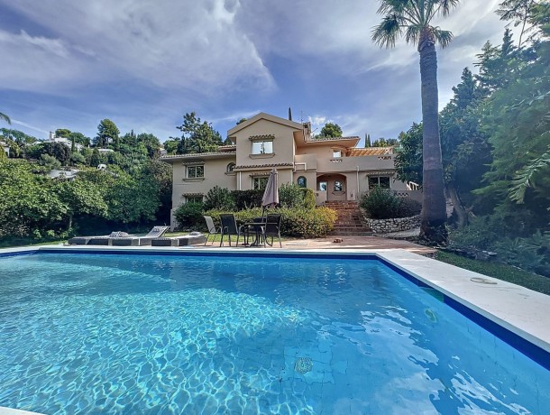 Villa for sale in Mijas, Marbella