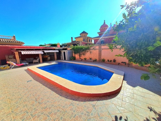 Villa for sale in Mijas Costa, Marbella