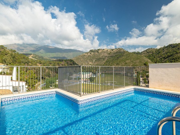 Apartment for sale in Benahavís, Marbella