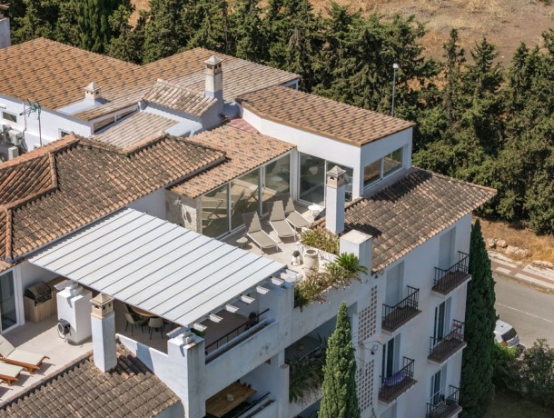 Apartment for sale in Nueva Andalucía, Marbella