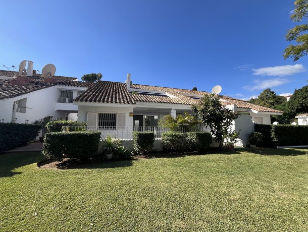 Townhouse for sale in Marbella, Marbella