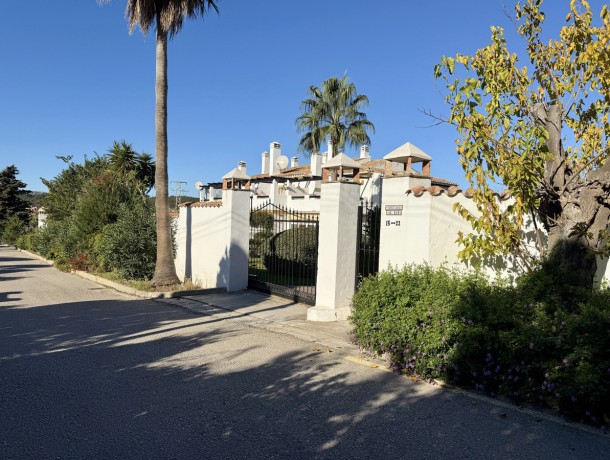 Townhouse for sale in Estepona, Marbella