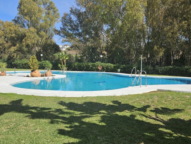 Apartment for sale in Calahonda, Marbella
