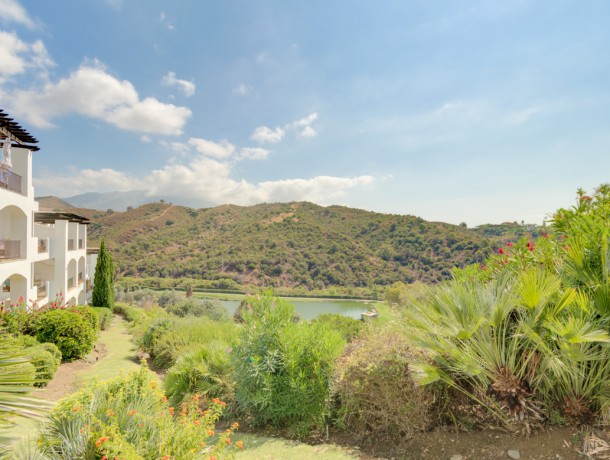 Apartment for sale in La Quinta, Marbella