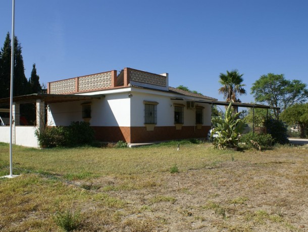 Villa for sale in Cártama, Marbella