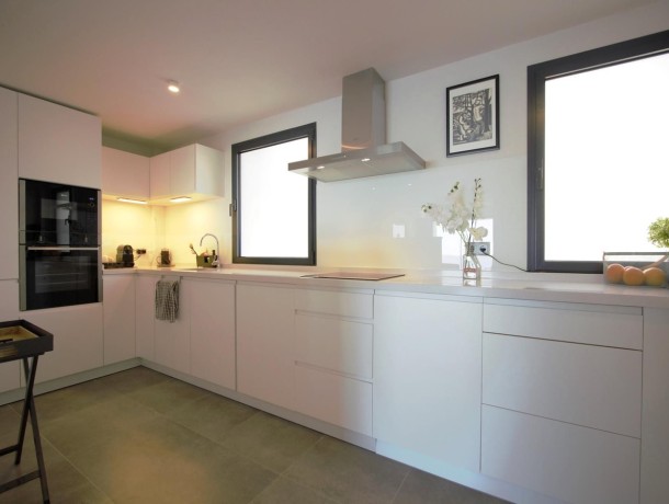 Apartment for sale in San Luis de Sabinillas, Marbella