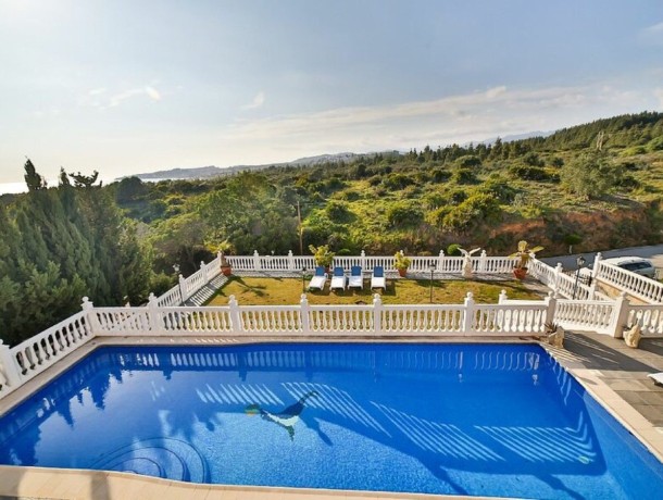 Villa for sale in Mijas Costa, Marbella