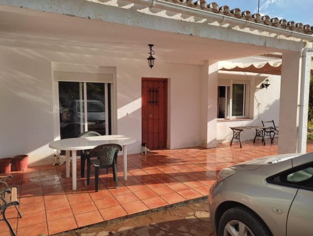 Villa for sale in Estepona, Marbella