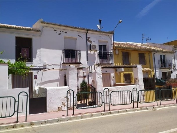Townhouse for sale in Archidona, Marbella
