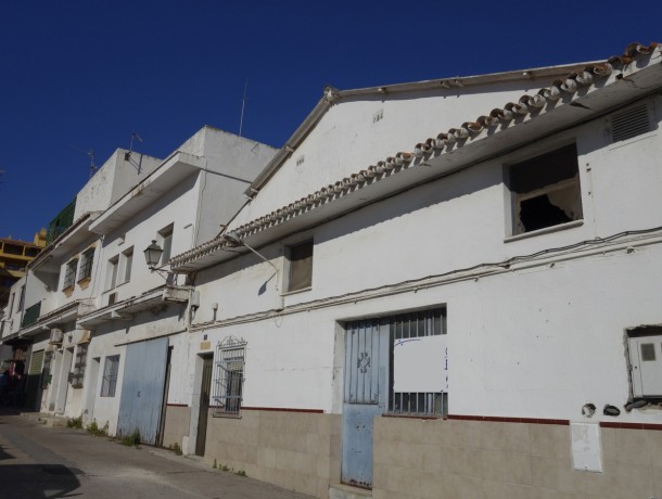 Commercial for sale in San Pedro de Alcántara, Marbella