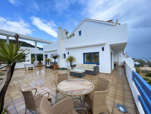 Apartment for sale in La Duquesa, Marbella
