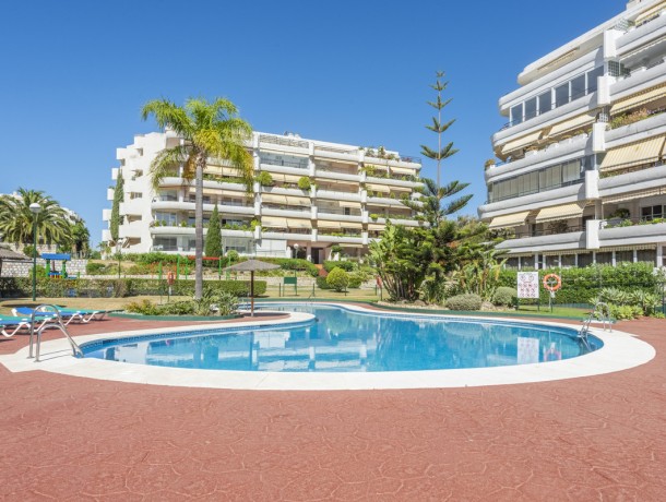 Apartment for sale in Guadalmina Alta, Marbella