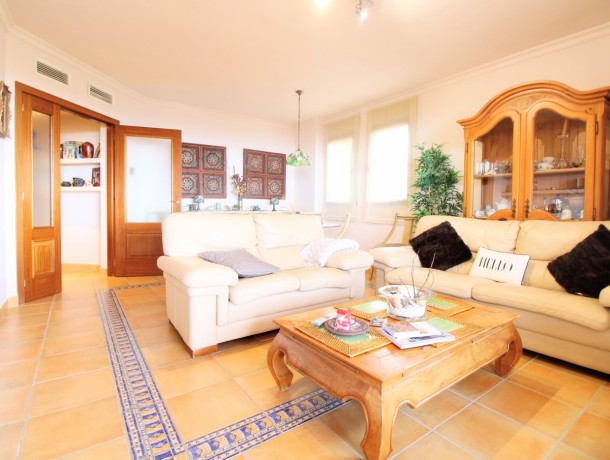 Apartment for sale in Calahonda, Marbella