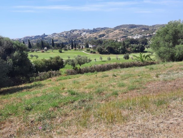Plot for sale in Mijas Golf, Marbella