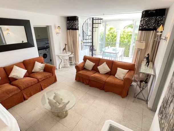 Apartment for sale in El Paraiso, Marbella