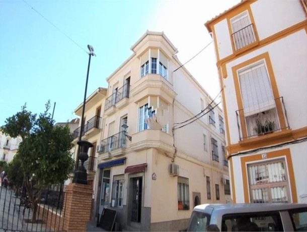 Apartment for sale in Cuevas De San Marcos, Marbella
