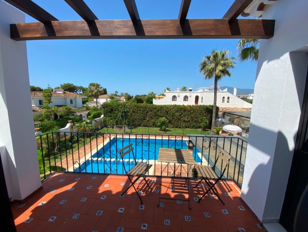 Apartment for sale in New Golden Mile, Marbella