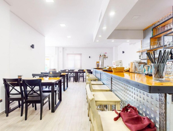 Commercial for sale in Benalmadena Costa, Marbella