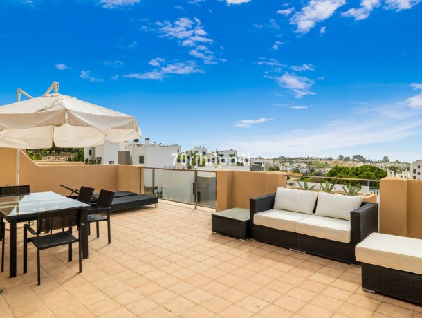Apartment for sale in Estepona, Marbella